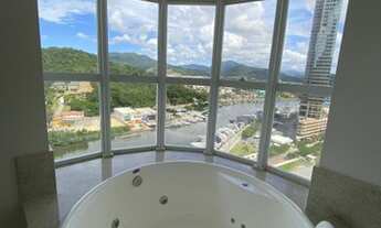 Imagem 1: Excelente apartamento frente mar em Balneário Camboriú