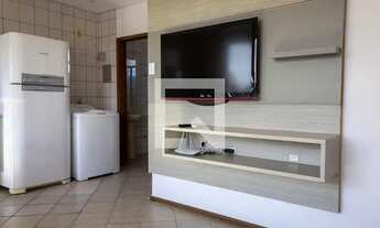 Imagem 2: Apartamento para Aluguel - Cachoeira do Bom Jesus, 1 Quarto, 45 m2