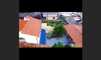 Imagem 4: Casa ampla com quintal em área nobre