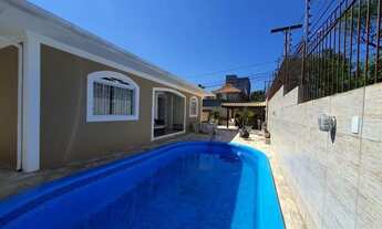 Imagem: Casa à venda com 4 quartos no bairro Capoeiras