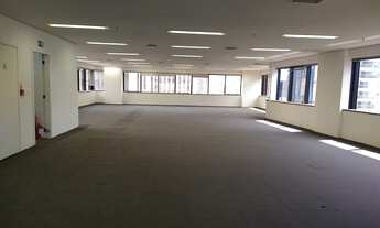 Imagem 1: Conjunto para aluguel com 240 metros, com vão livre, 03 banheiros, copa, ar condicionado e