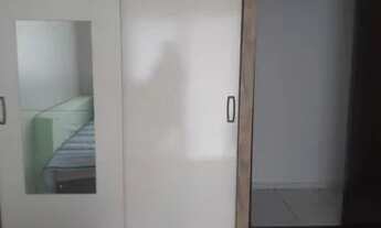 Imagem: Alugo quarto pra moça solteira