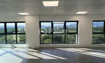 Imagem 5: Barra da Tijuca Galpão / depósito com 2 vagas na garagem