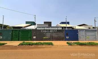 Imagem: EXCELENTE IMÓVEL COM 03 QUARTOS NA REGIÃO