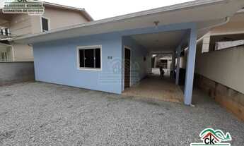 Imagem 2: Casa 03 quartos, 02 banheiros no Centro de Águas Mornas