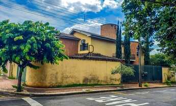 Imagem 6: Sobrado Charmoso com área de lazer completa para receber amigos e familiares