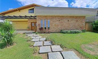 Imagem 3: Casa Charmosa Cond. Paratehy - R$ 2.390.000 - SJC