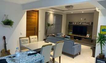 Imagem 2: Imóvel com cozinha e quarto mobiliado