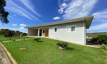 Imagem 3: Casa á venda no condomínio Lagos de Jarinu