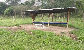 Imagem 5: Chácara a 2.8 km de Goianápolis com 9.6 há, com Casa Sede e 2 Represas