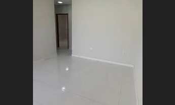 Imagem 3: F Casa para venda possui 100 metros quadrados com 3 quartos em Buraquinho - Lauro de Freit