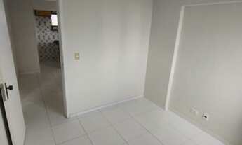 Imagem 6: Apartamento para aluguel possui 51 metros quadrados com 2 quartos em Torre - Recife - PE