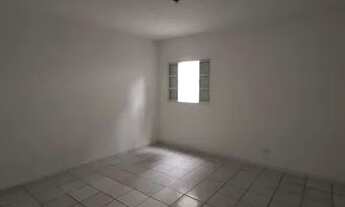 Imagem 2: ALUGA-SE CASA EM PIRITUBA COM QUINTAL