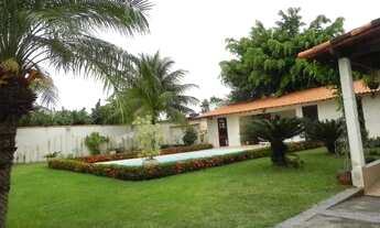 Imagem 5: Casa com área de lazer e piscina