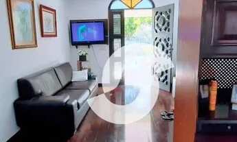 Imagem 4: Casa com 4 dormitórios à venda, 220 m² por R$ 785.000,00 - Maceió - Niterói/RJ