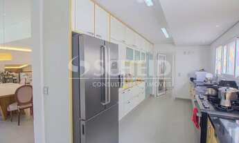 Imagem 5: Ampla casa situada no melhor do alto da boa vista , 04 suites, espaço gourmet , 4 vagas