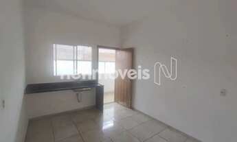 Imagem 3: Locação Casa geminada Planície da Serra Serra