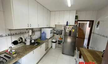 Imagem 2: Excelente Casa 4 dormitório(s) em PANTANAL - FLORIANOPOLIS