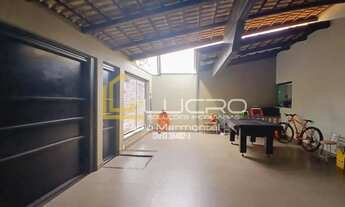 Imagem: Casa para venda com 200 m² e 3 quartos