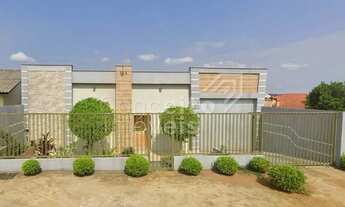 Imagem: Residência Térrea Com Piscina - Uvaranas