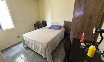 Imagem 5: (CM)) Apt C/2 Quartos/2 andar/Rua Calçada em Pau amarelo