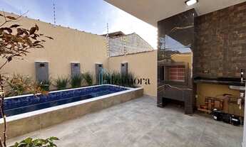 Imagem: Casa Moderna com piscina a venda em Itanhaém