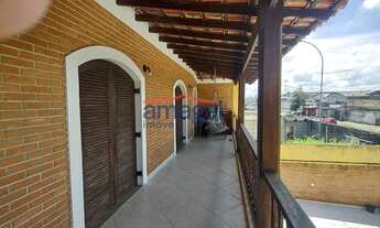 Imagem 2: CASA COM 3 SALAS 4 DORMITORIOS