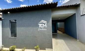 Imagem 2: Oportunidade de Casa Completa em Armarios JARDIM MARIA INÊS, a 100m da Avenida