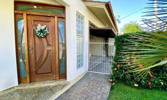 Imagem 3: Excelente Casa, Ampla com 255 m², 04 Dormitórios (1 Suíte) e Ampla Área Externa