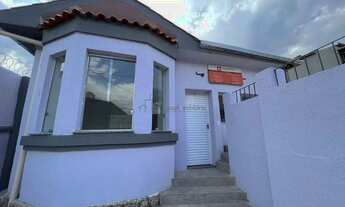 Imagem: Casa com 2 quartos e vaga de garagem para