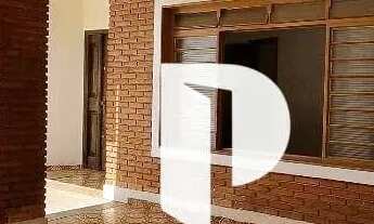 Imagem: Casa com 3 dormitórios e Edícula com suíte