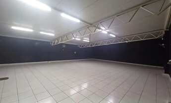 Imagem 3: Casa Comercial de 370,00 m² em Localização Privilegiada - Nova Suiça