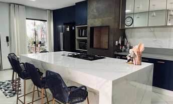 Imagem: Casa Moderna de Esquina no Jardim América