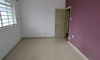 Imagem 4: Alugo sobrado com 05 dormitórios no Gonzaga em Santos