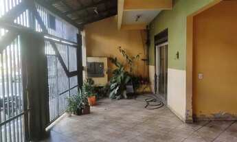 Imagem 2: Sobrado de 400 m² com 04 quartos em frente ao CMEI no Setor Campinas