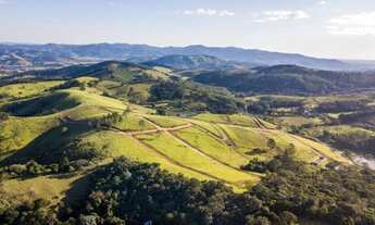 Imagem 1: Lote/Terreno para venda possui 600 metros quadrados em 4 Cantos - Nazaré Paulista - São P