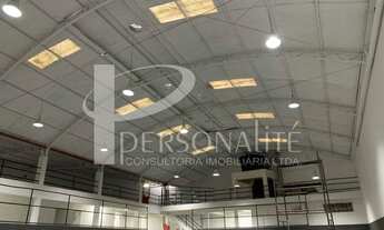 Imagem: Belíssimo Galpão à Venda com 650m²