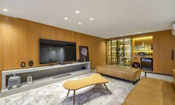 Imagem 3: Apartamento à venda ou locação, 482m² de Área Útil, recém reformado e mobiliado, há 7 minu