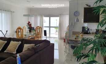 Imagem 8: Casa de Condomínio com 4 Suítes à Venda em Arujá Ville, 230 m²