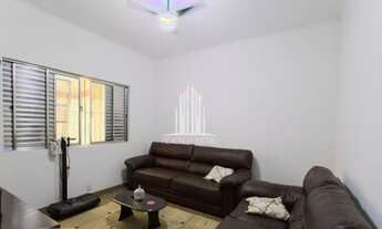 Imagem: Casa à venda com 250m², 2 quartos e 2