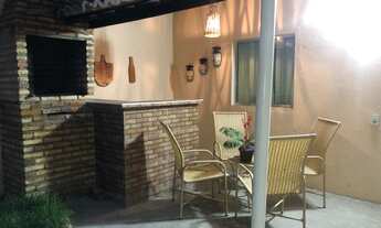 Imagem 3: Vendo casa com piscina