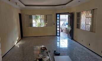 Imagem 4: Alugo casa bem localizada