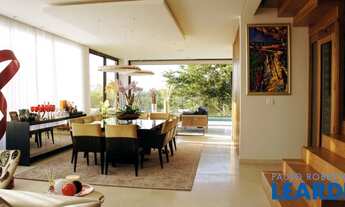 Imagem: CASA EM CONDOMÍNIO - ALPHAVILLE - SP