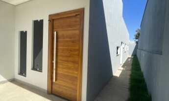 Imagem: Vendo casa nova de 2/4