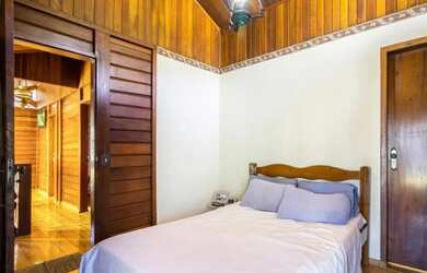 Imagem 4: Casa Duplex , com 180m² e 3 quartos