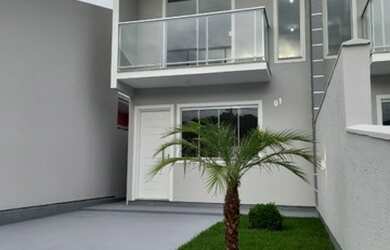 Imagem 9: Sobrado com excelente padrão de construção e localização