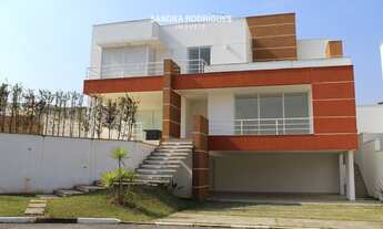 Imagem 2: Casa de Condomínio com 4 Suítes à Venda em Arujá Lagos Residencial, 454 m²