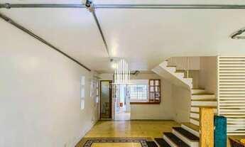 Imagem: Casa à venda com 120m², 3 quartos e 2