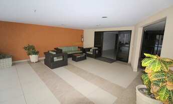 Imagem 7: Ed. Piazza Coliseu, localizado rua Antônio Augusto, próximo ao aterro da praia de Iracema