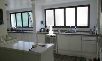 Imagem 7: Apartamento de 235m² com 4 dormitórios no Real Parque